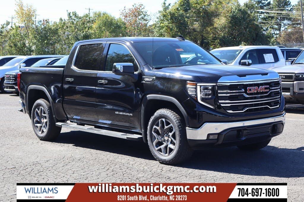 2026 GMC Sierra 1500 SLT Crew Cab 4WD