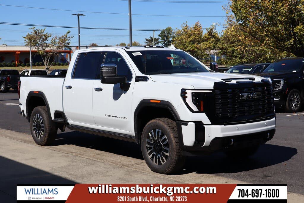 2026 GMC Sierra 2500HD Denali Ultimate Crew Cab 4WD