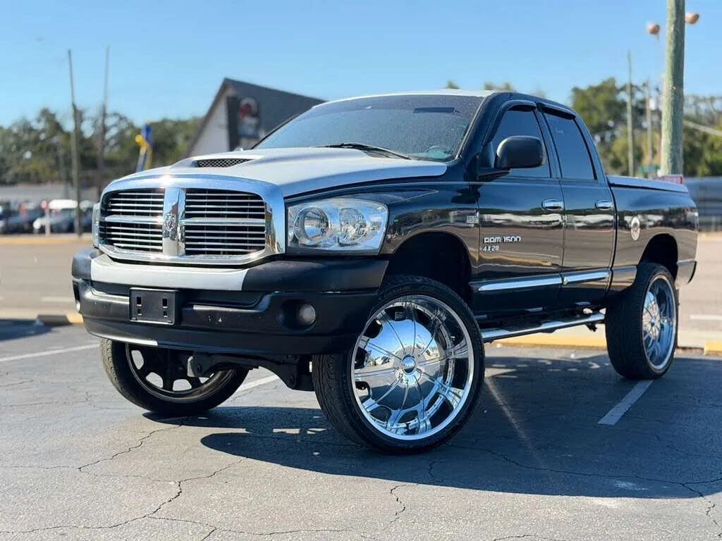 2007 Dodge RAM 1500 SLT Quad Cab RWD
