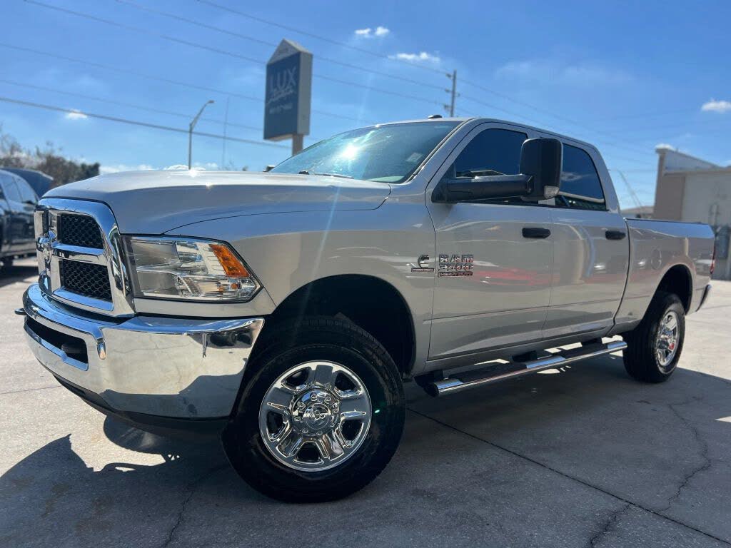 2017 RAM 3500 Tradesman Crew Cab 4WD