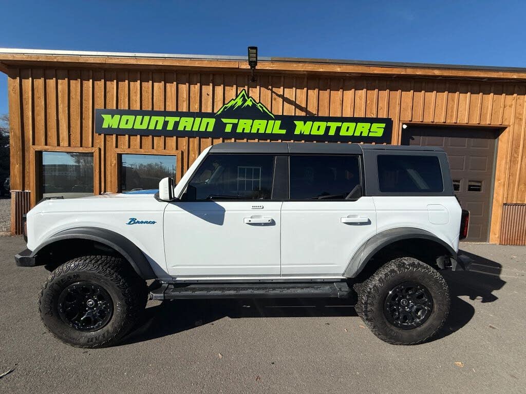 2023 Ford Bronco Outer Banks Advanced 4-Door 4WD