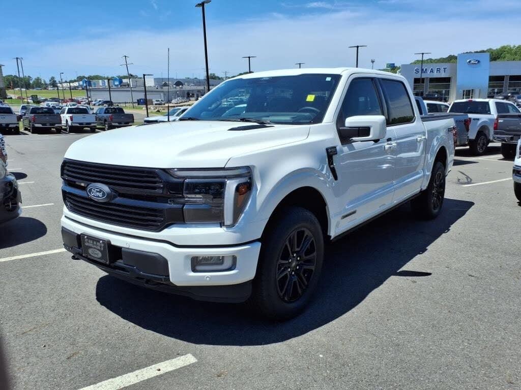 2025 Ford F-150 Platinum SuperCrew 4WD