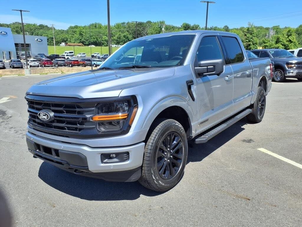 2025 Ford F-150 XLT SuperCrew 4WD