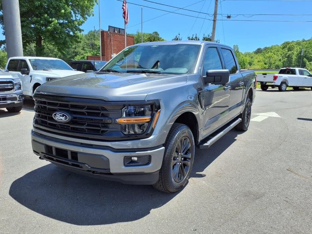 2025 Ford F-150 XLT SuperCrew 4WD