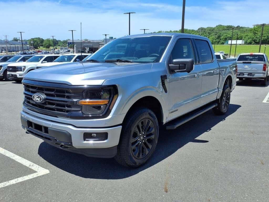 2025 Ford F-150 XLT SuperCrew 4WD