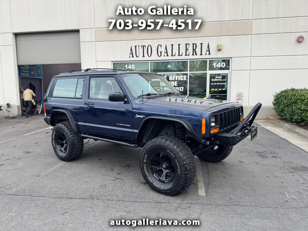 1997 Jeep Cherokee Sport 2-Door 4WD