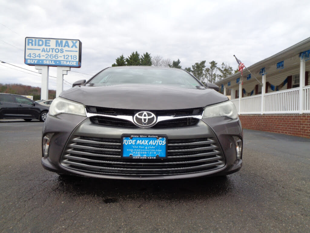 2016 Toyota Camry LE