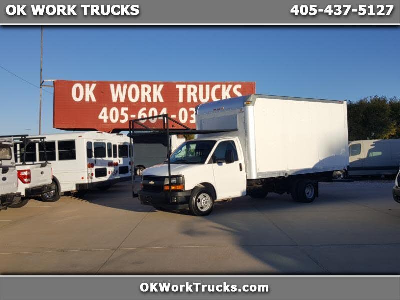 2017 Chevrolet Express Chassis 3500 159 Cutaway RWD