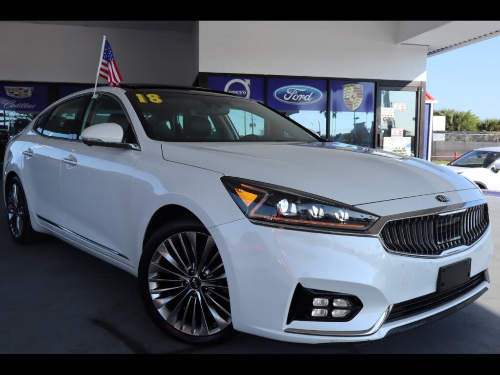 2018 Kia Cadenza Limited FWD