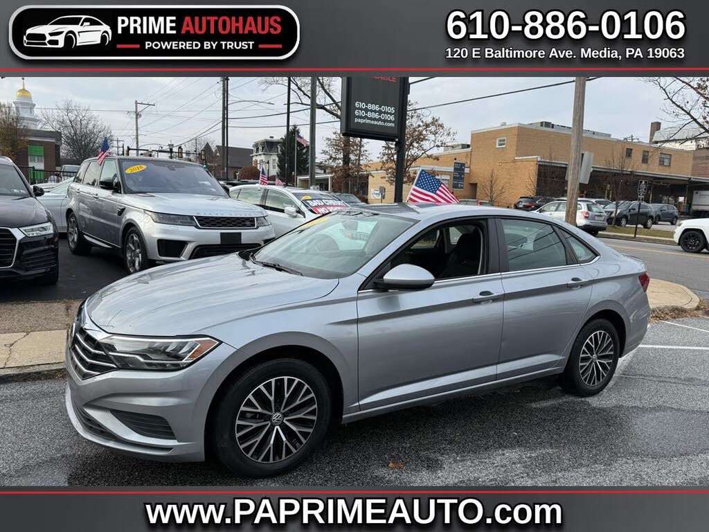 2021 Volkswagen Jetta R-Line FWD