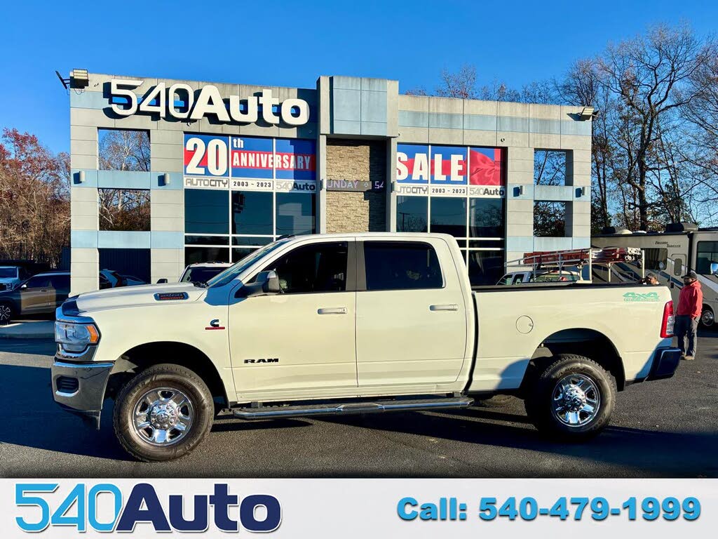 2022 RAM 2500 Big Horn Crew Cab 4WD