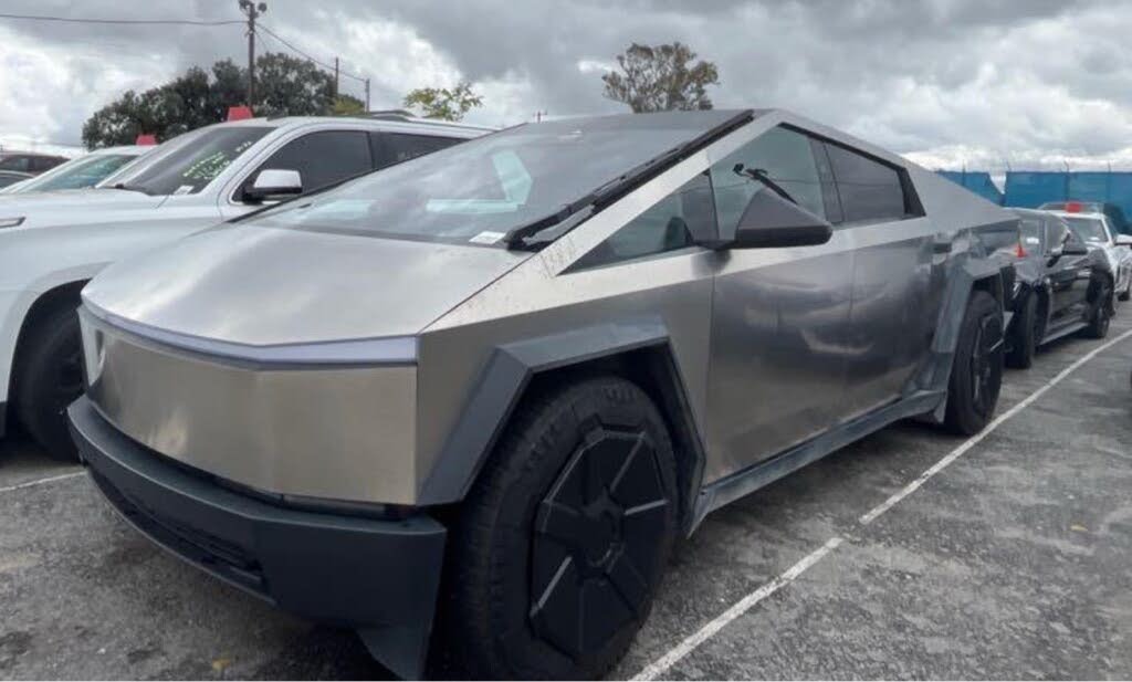 2024 Tesla Cybertruck Base