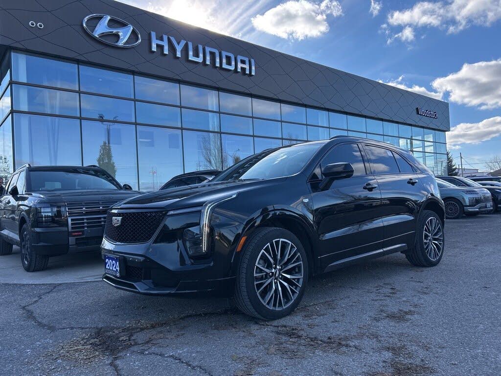 2024 Cadillac XT4 Sport AWD