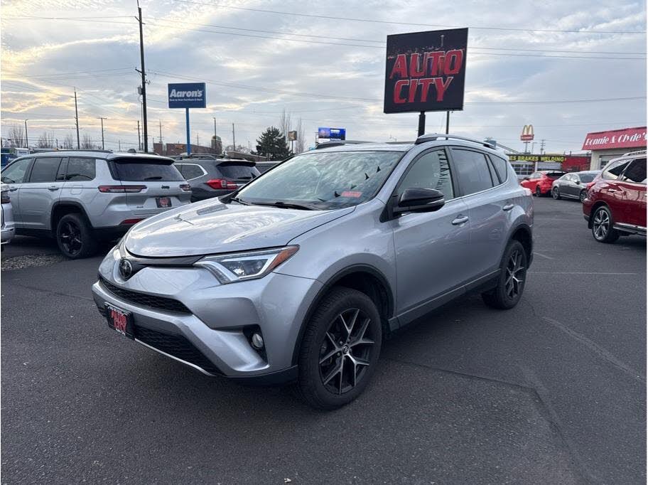 2018 Toyota RAV4 SE AWD