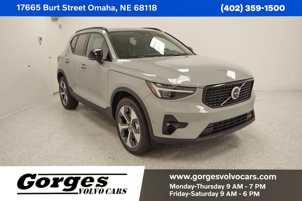 2026 Volvo XC40 B5 Plus AWD