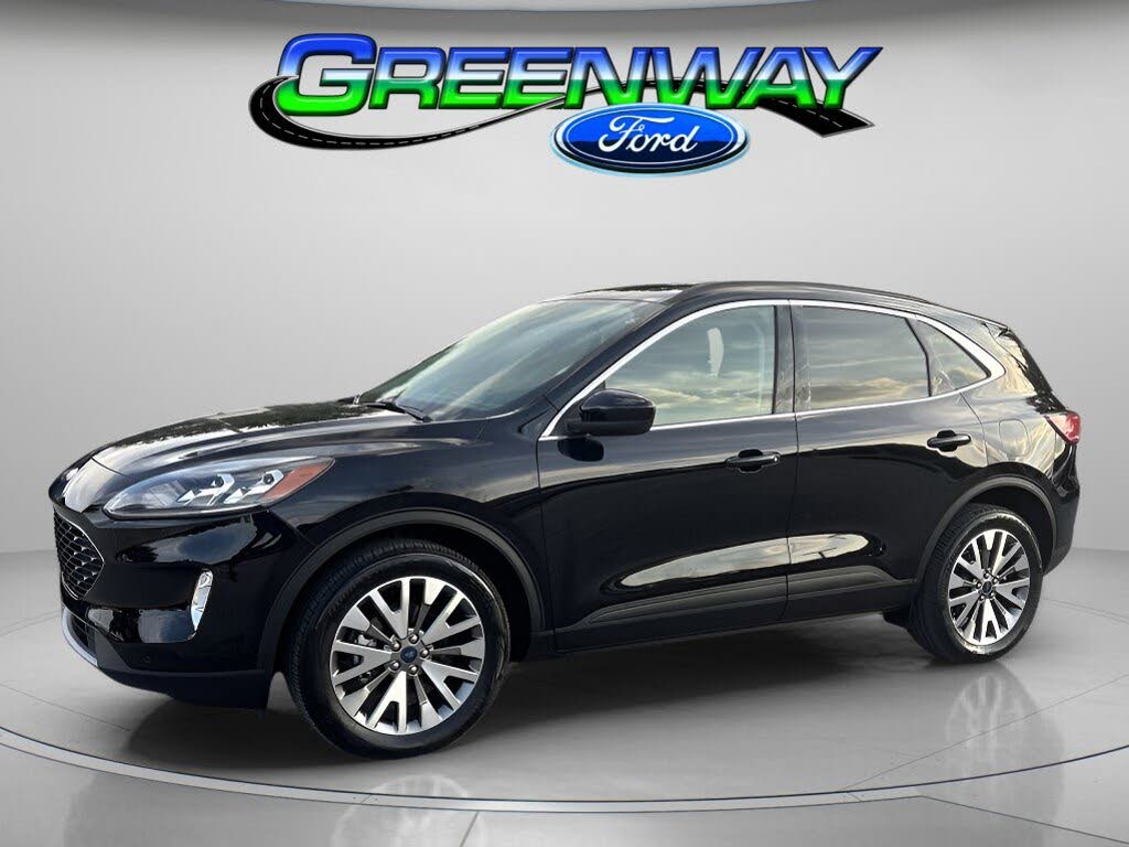 2022 Ford Escape Titanium AWD