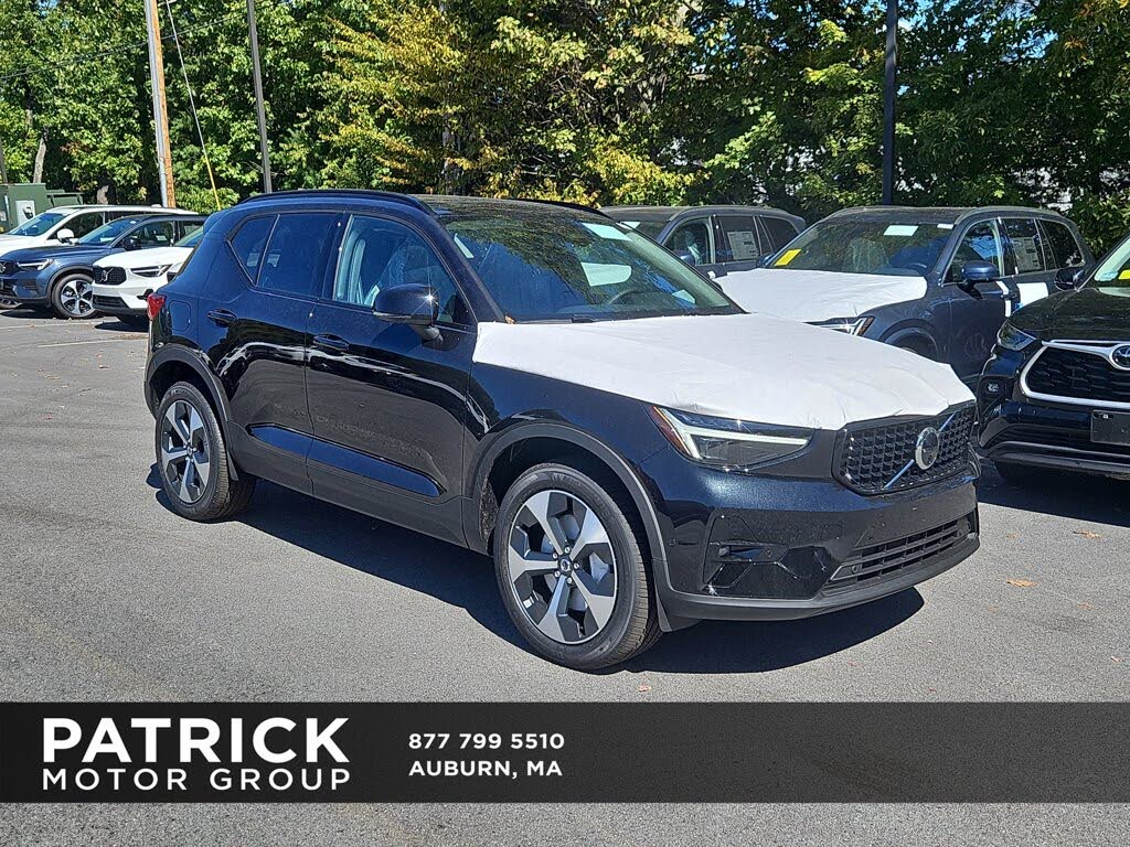 2026 Volvo XC40 B5 Plus AWD