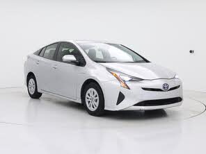 Toyota Prius Two FWD