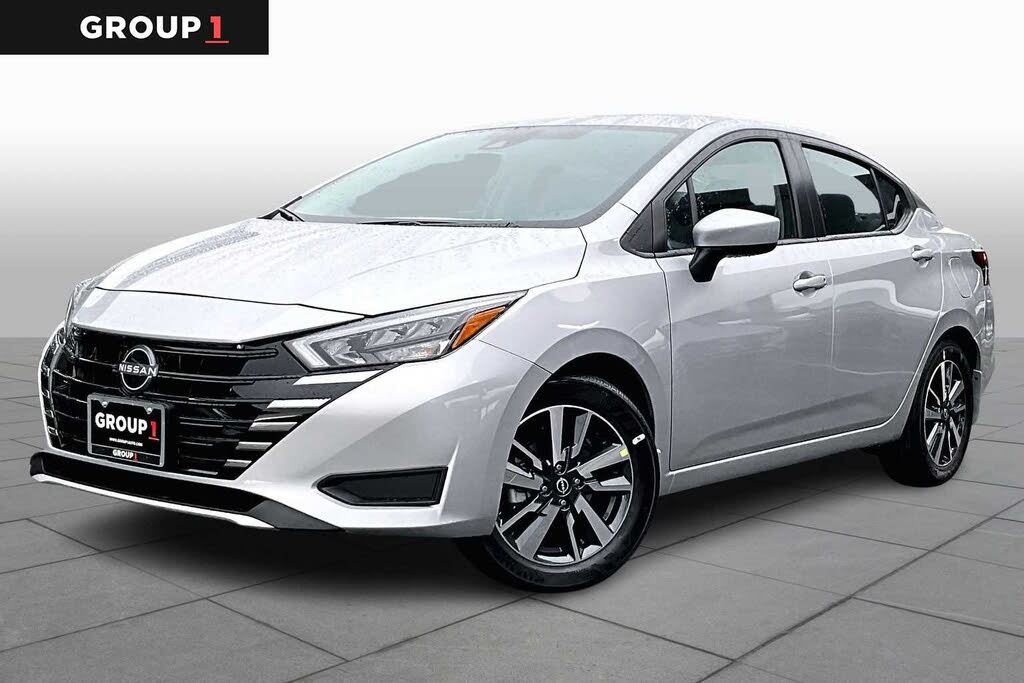 2025 Nissan Versa SV FWD
