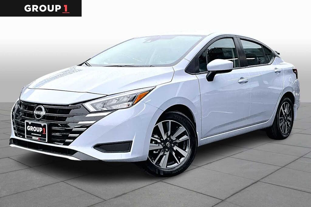 2025 Nissan Versa SV FWD