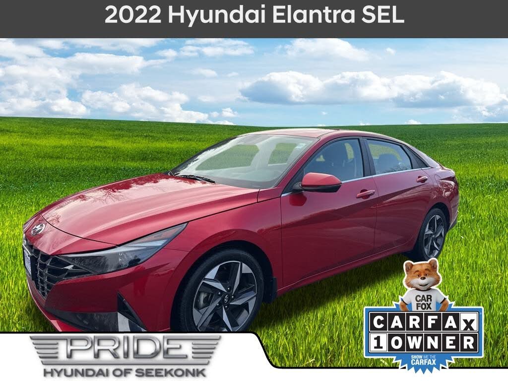 2022 Hyundai Elantra SEL FWD