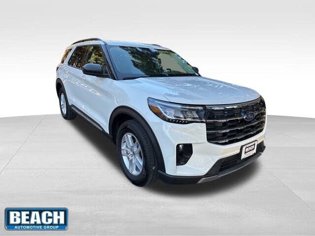 2025 Ford Explorer Active RWD