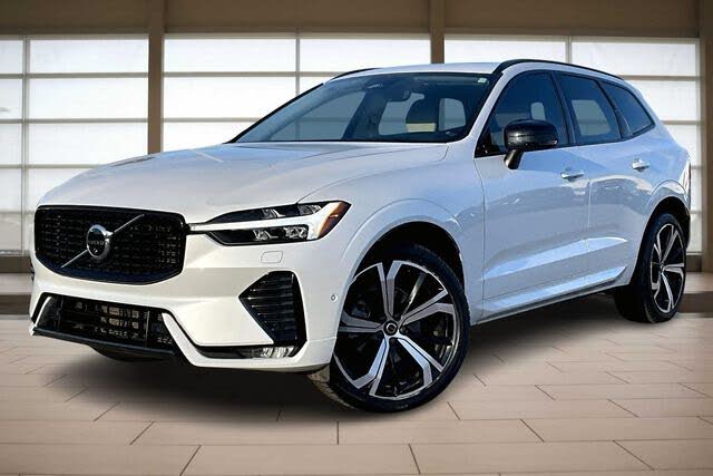 2023 Volvo XC60 B5 Ultimate Dark Theme AWD
