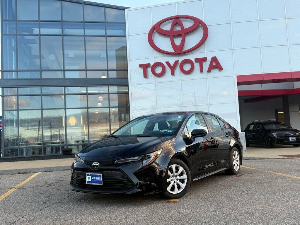 2025 Toyota Corolla LE FWD