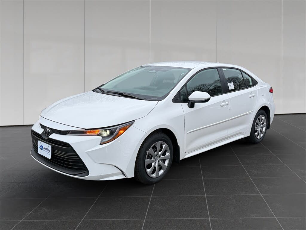 2026 Toyota Corolla LE FWD
