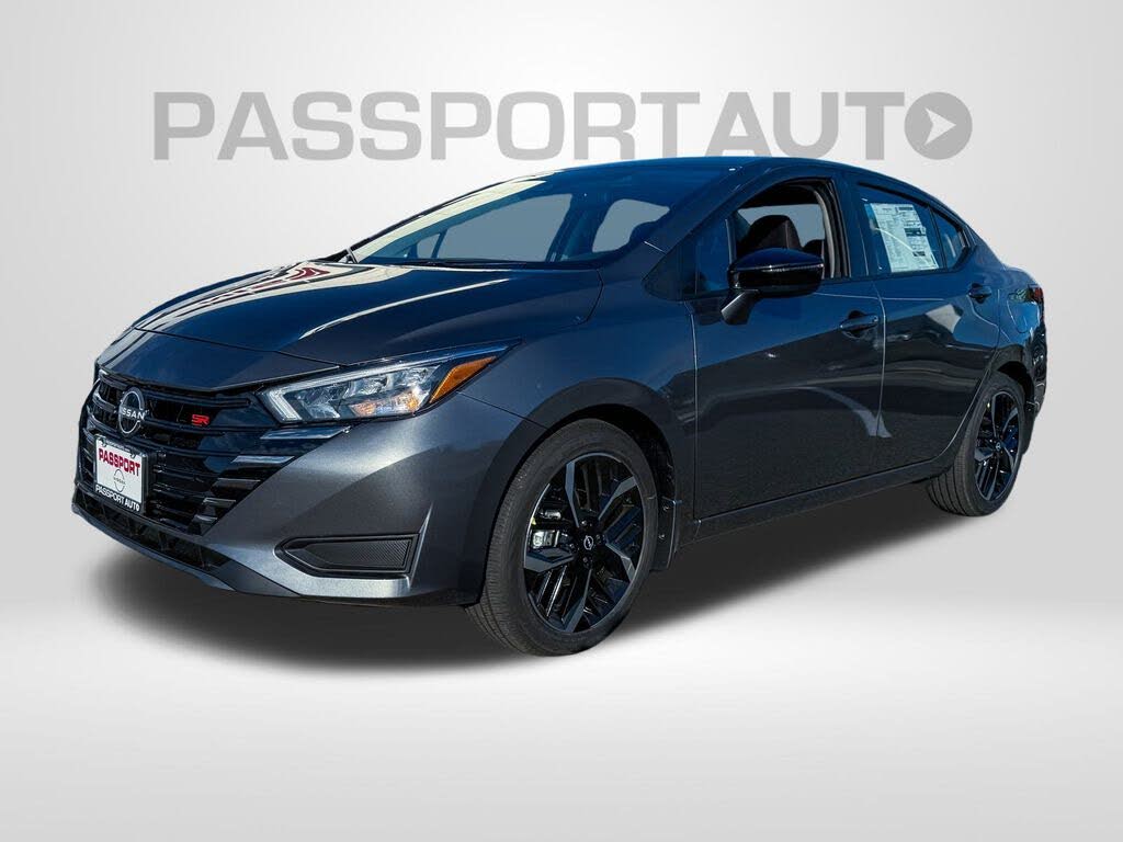 2025 Nissan Versa SR FWD