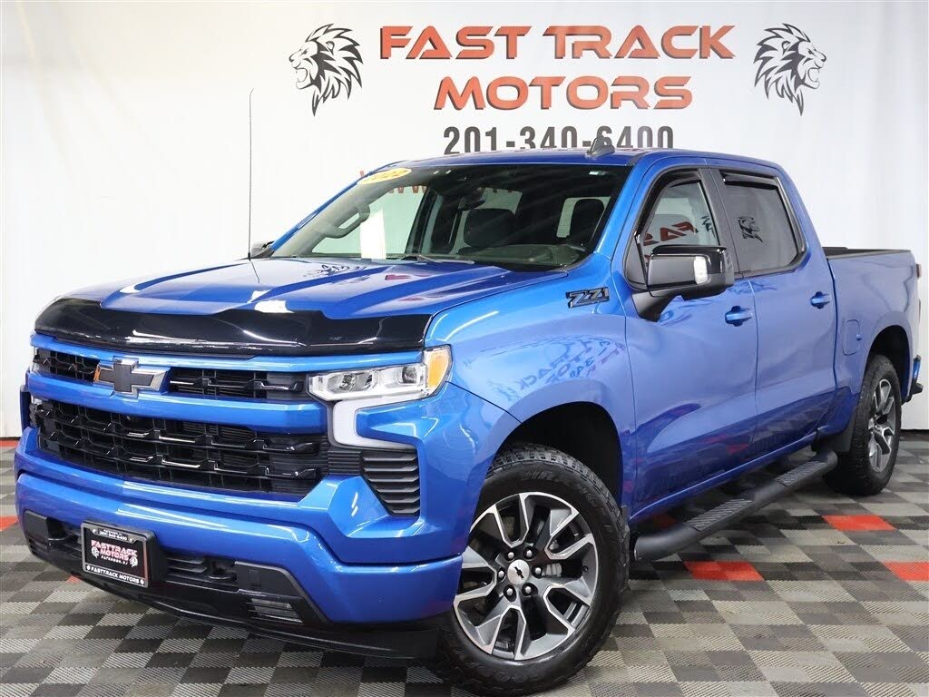 2022 Chevrolet Silverado 1500 RST Crew Cab 4WD