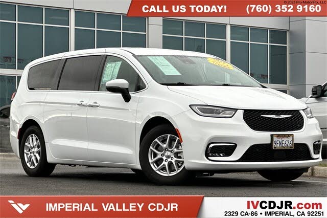 2023 Chrysler Pacifica Touring L FWD