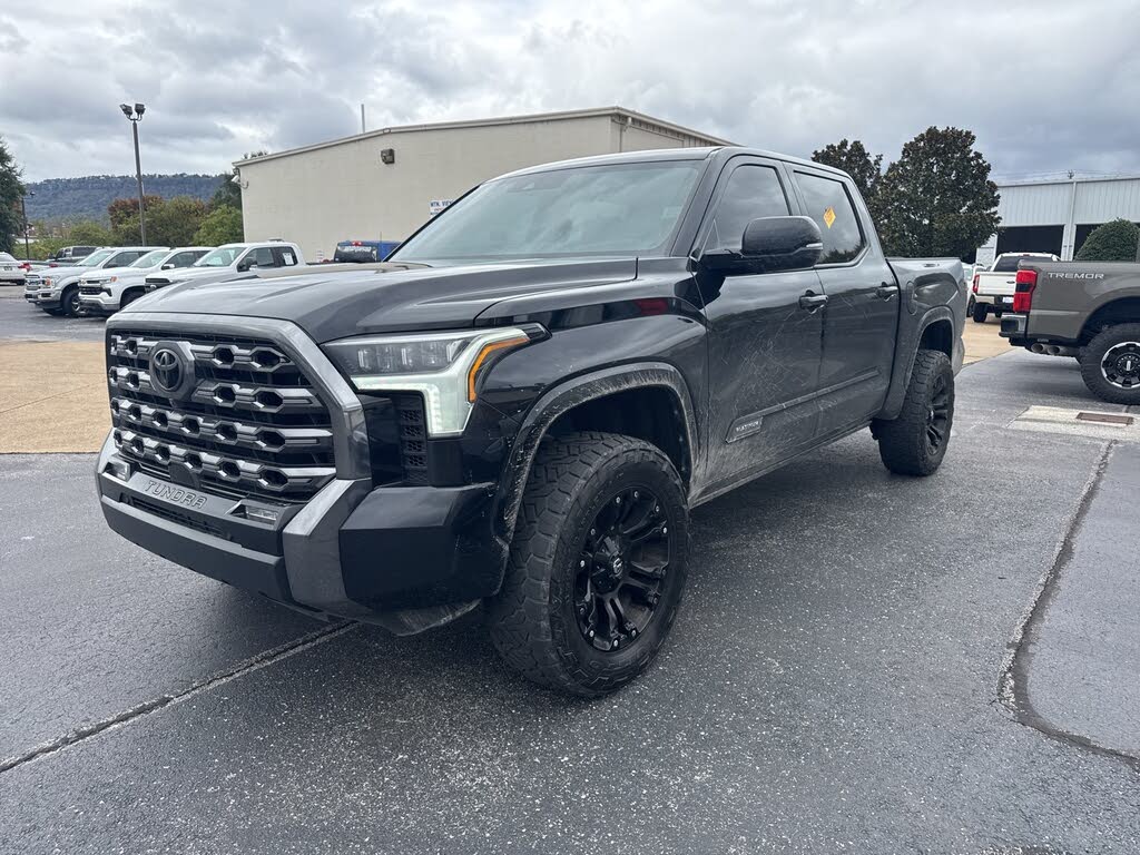 2023 Toyota Tundra Platinum CrewMax Cab 4WD