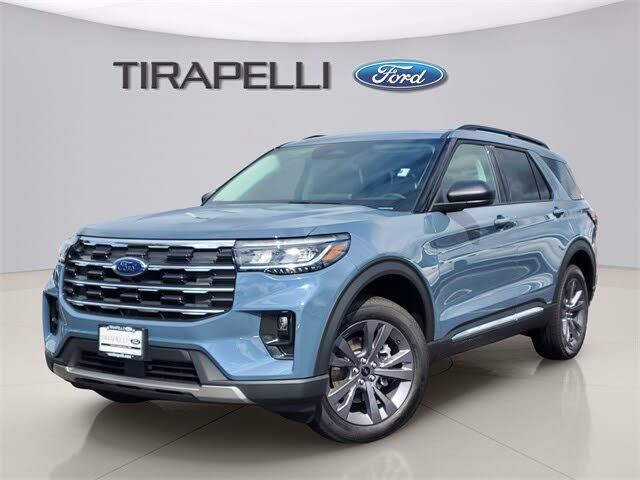 2025 Ford Explorer Active AWD