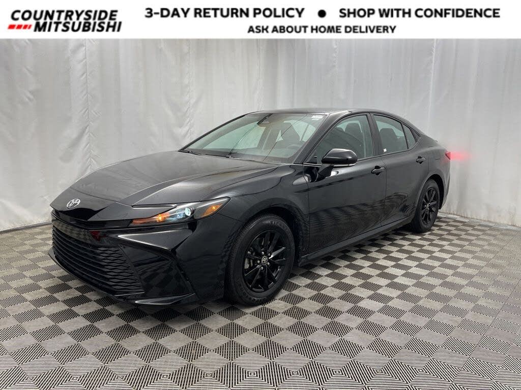 2025 Toyota Camry LE FWD