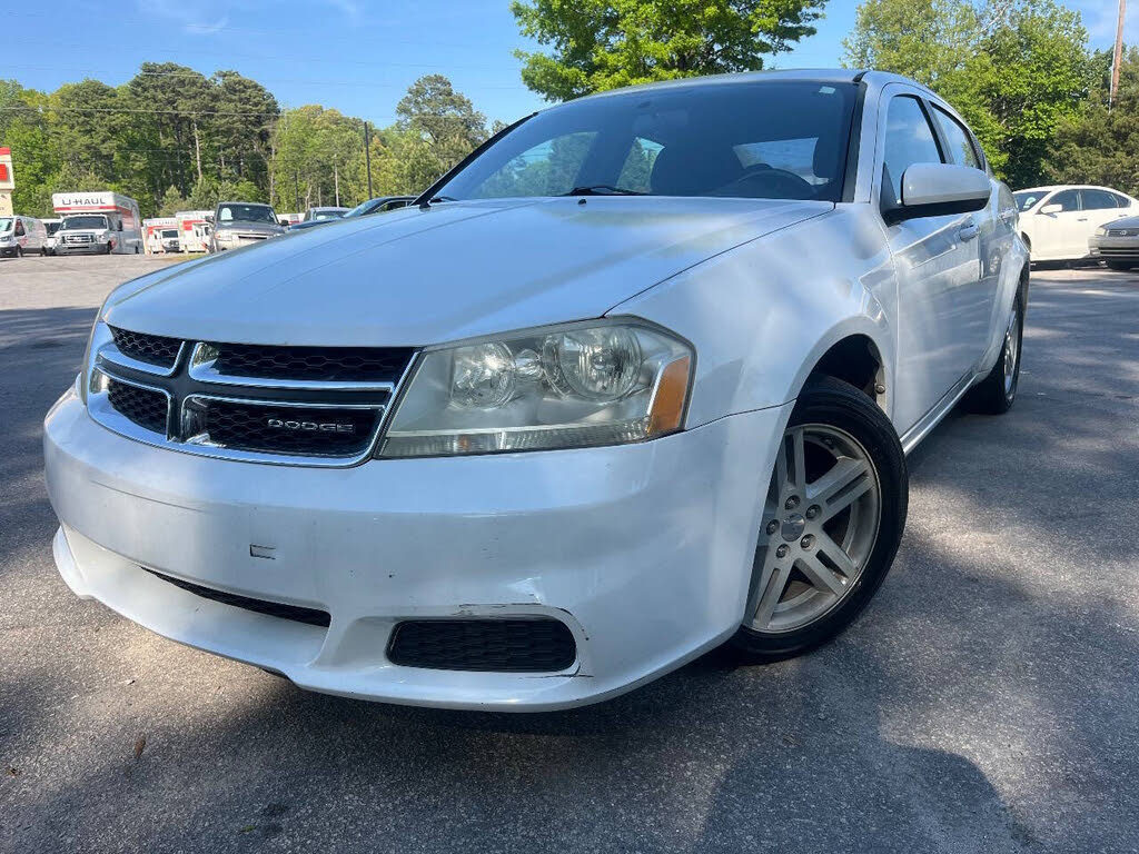 2012 Dodge Avenger SXT FWD