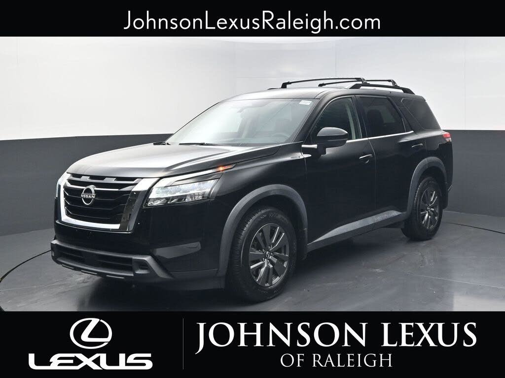 2022 Nissan Pathfinder SV FWD