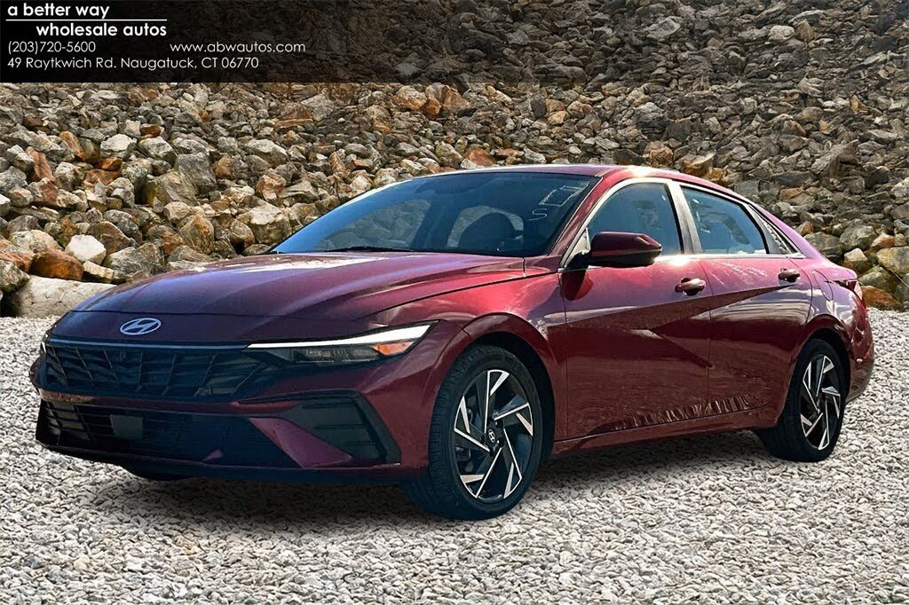 2024 Hyundai Elantra Limited FWD