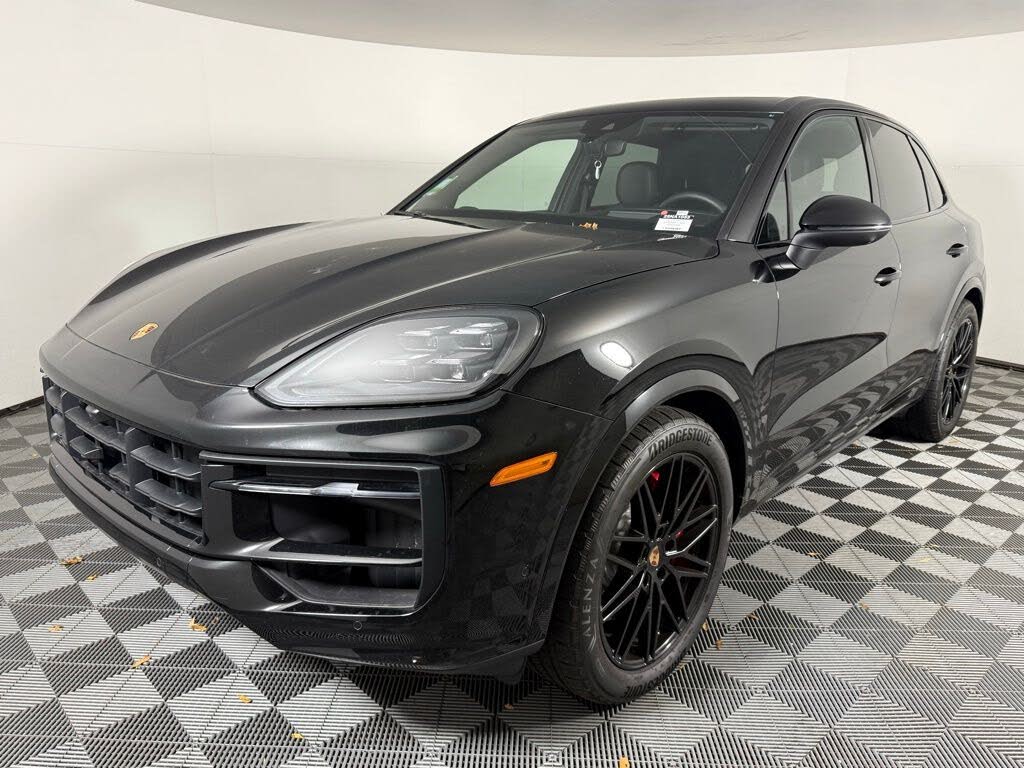 2025 Porsche Cayenne S AWD