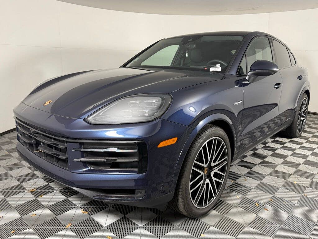 2025 Porsche Cayenne Coupe S AWD