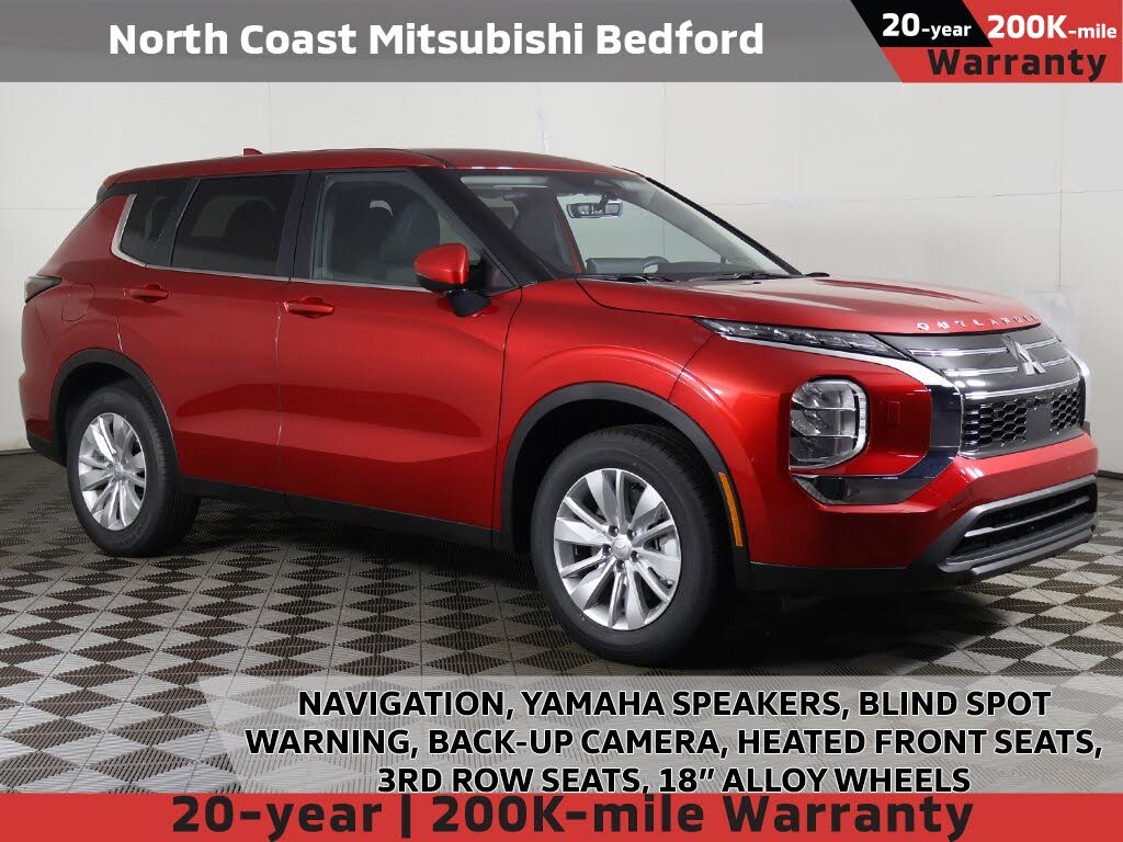 2025 Mitsubishi Outlander ES FWD