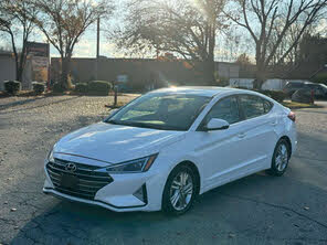 Hyundai Elantra SEL FWD