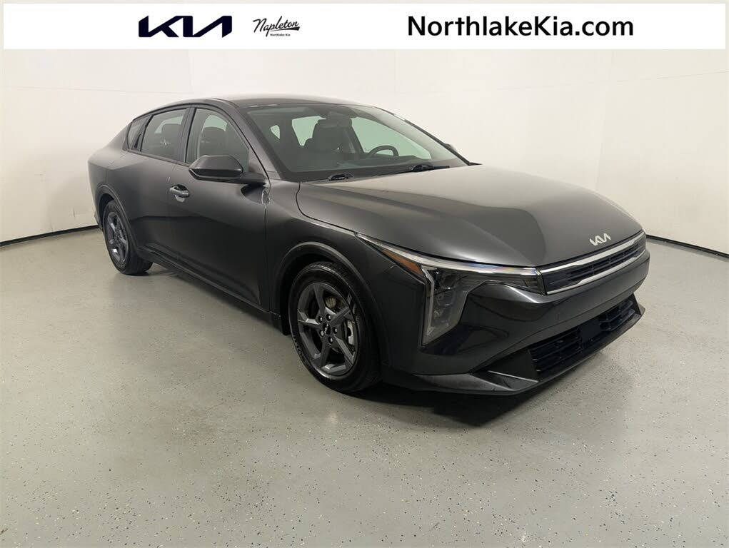 2025 Kia K4 LXS FWD
