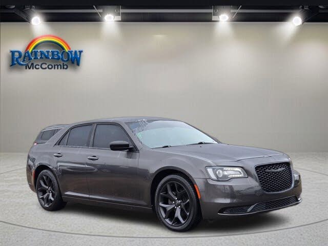 2021 Chrysler 300 Touring RWD