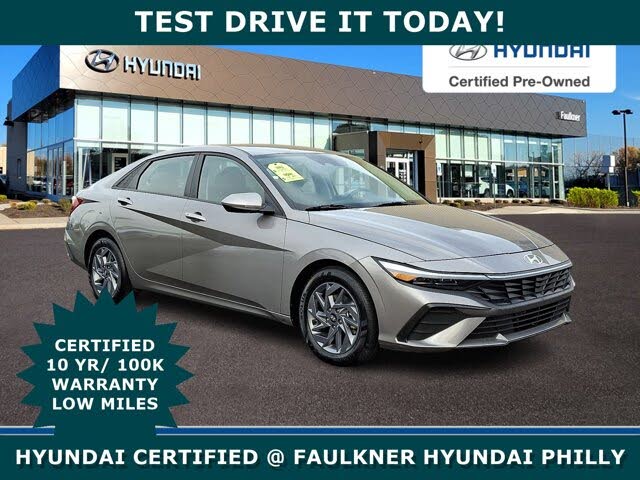 2024 Hyundai Elantra SEL FWD