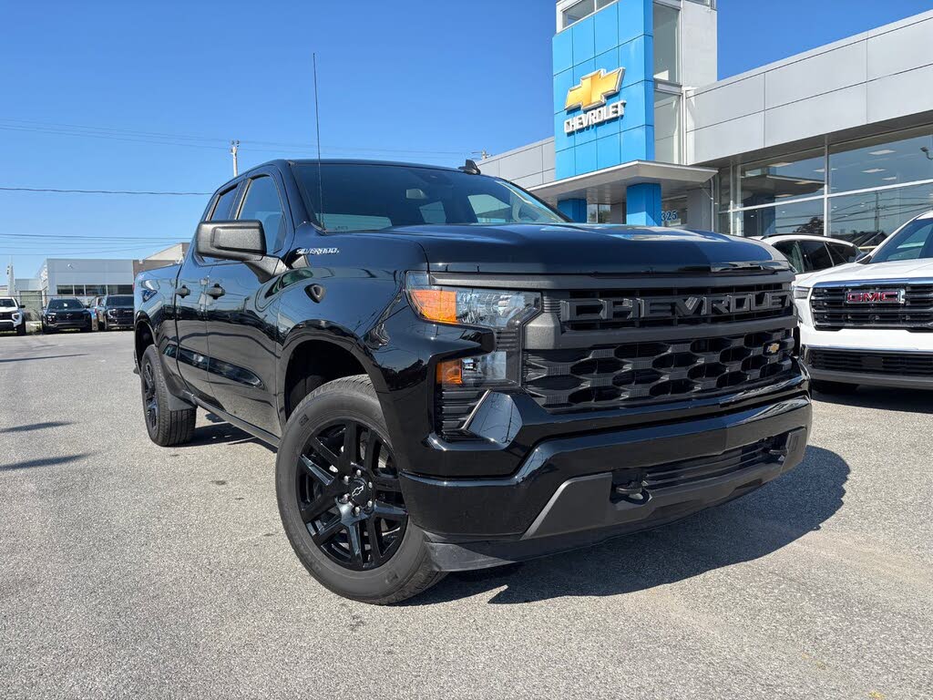 2024 Chevrolet Silverado 1500 Custom Double Cab 4WD
