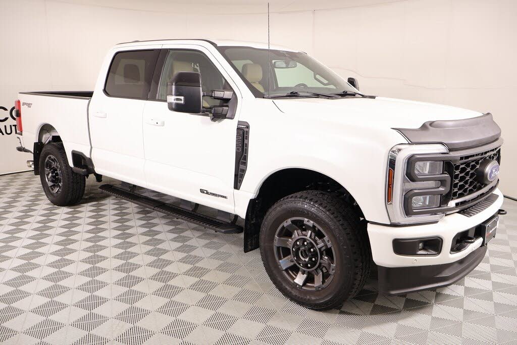 2024 Ford F-250 Super Duty Lariat Crew Cab 4WD