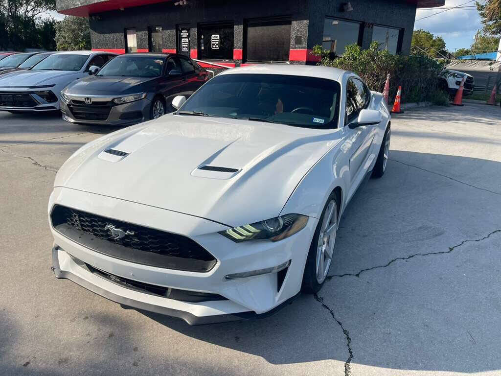 2019 Ford Mustang EcoBoost Coupe RWD