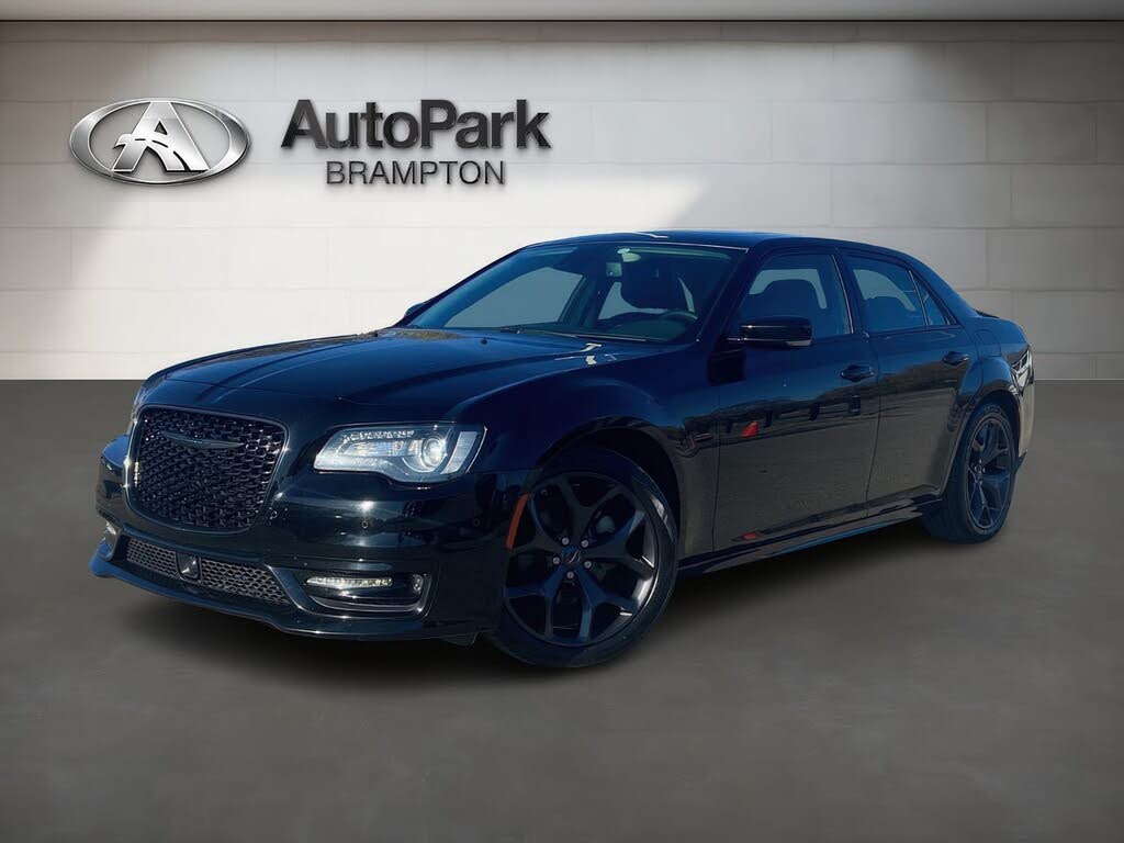 Chrysler 300 Touring L RWD 2023