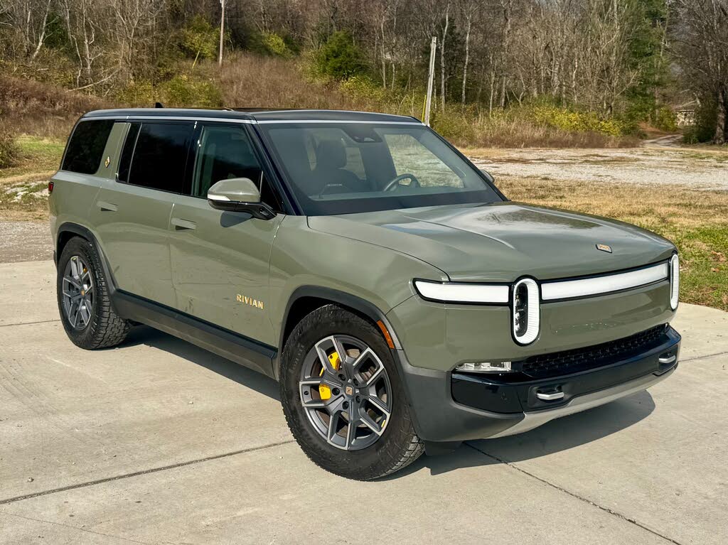 2024 Rivian R1S Launch Edition AWD